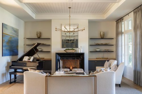 Parader Circle living room