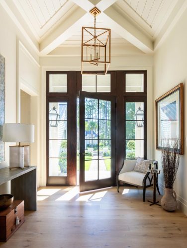 Parader Circle front doorway