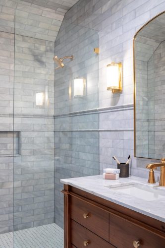Boone Hall Glass Shower