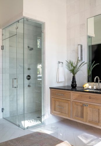 Thistle Lane glass shower