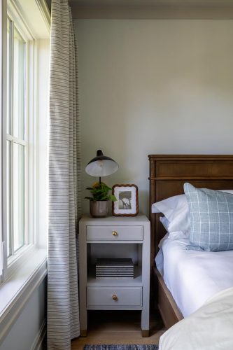 Spinnaker Bedroom Lamp 2