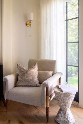 Parader Circle bedroom chair
