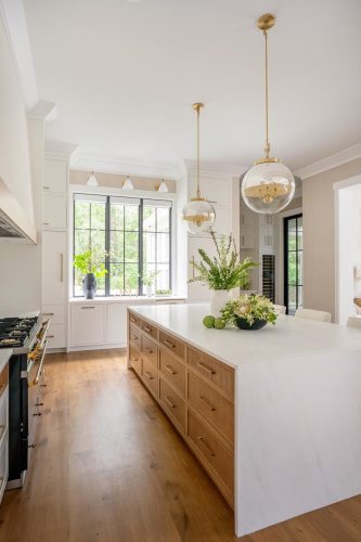 Golf Course Drive kitchen