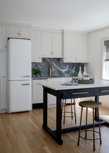 Spinnaker Kitchen 3