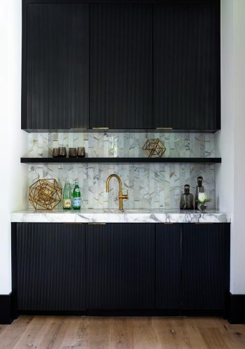 Palmetto Bluff Road stand alone sink