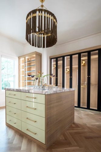 Eagle Lane Walk-In Closet