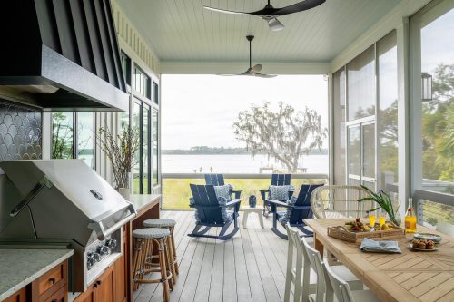 Crane Island outdoor grilling area