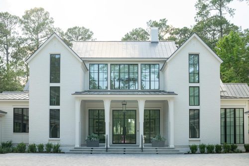 Golf Course Drive front of house